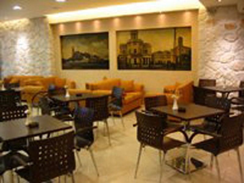 Hotel Ideal Пирей Экстерьер фото